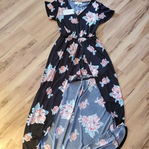 NWT Cute dress with shorts.